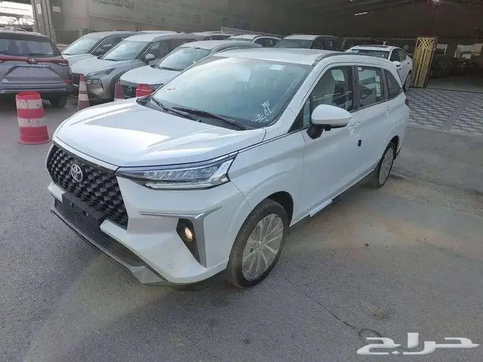 تويوتا فيلوز GLX 2025 قير اوتماتيك بنزين 0