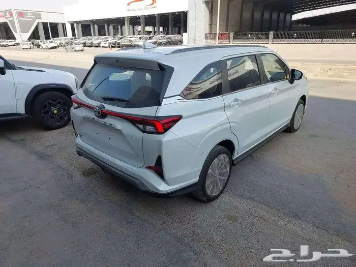 تويوتا فيلوز GLX 2025 قير اوتماتيك بنزين 10