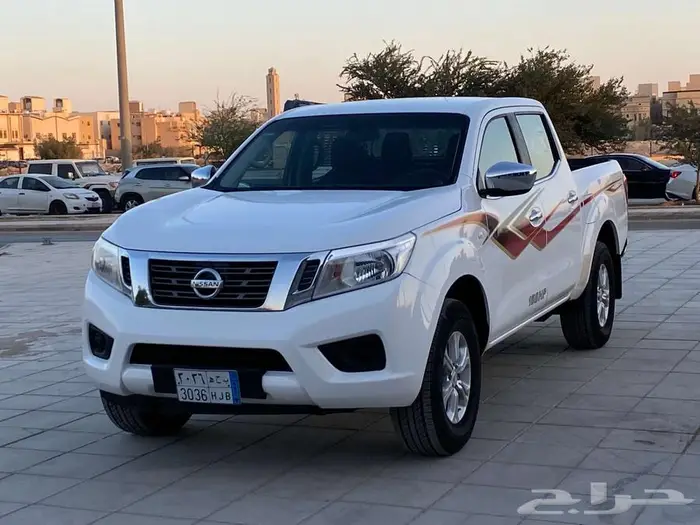 نيسان نيفارا تماتيك بنزين 2017 2