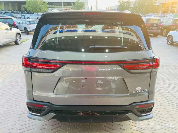 عرض خاص لكزس 2024 lx600 fsport بالنقد والتقسيط 9