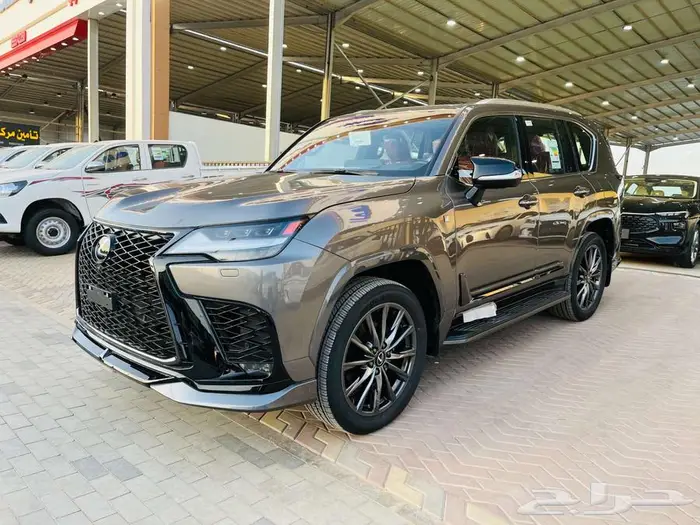 عرض خاص لكزس 2024 lx600 fsport بالنقد والتقسيط 1
