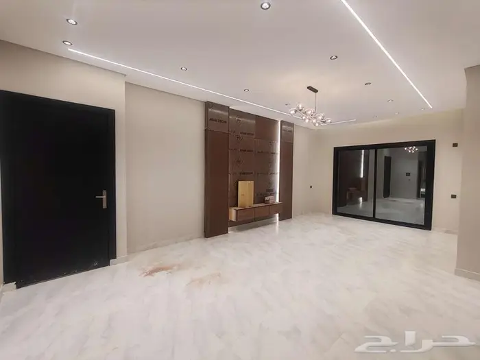 فيلا نص ارض تشطيب فاخر فاخر 9