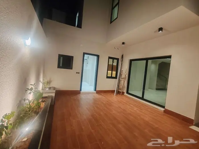 فيلا نص ارض تشطيب فاخر فاخر 6