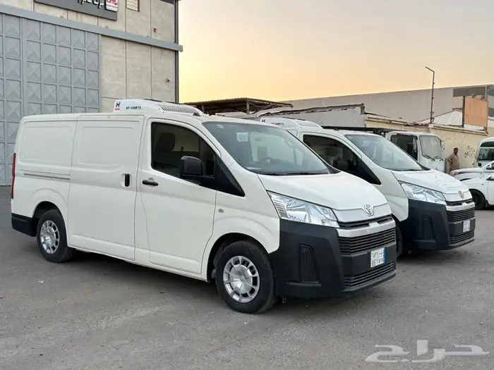 للبيع باص ثلاجة وكاله عدد 2 ديزل 2023 0