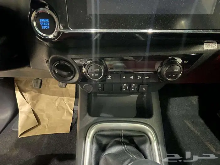 تويوتا هايلوكس غمارتين بنزين S.GLX قير عادي دبل 2025 سعودي 14