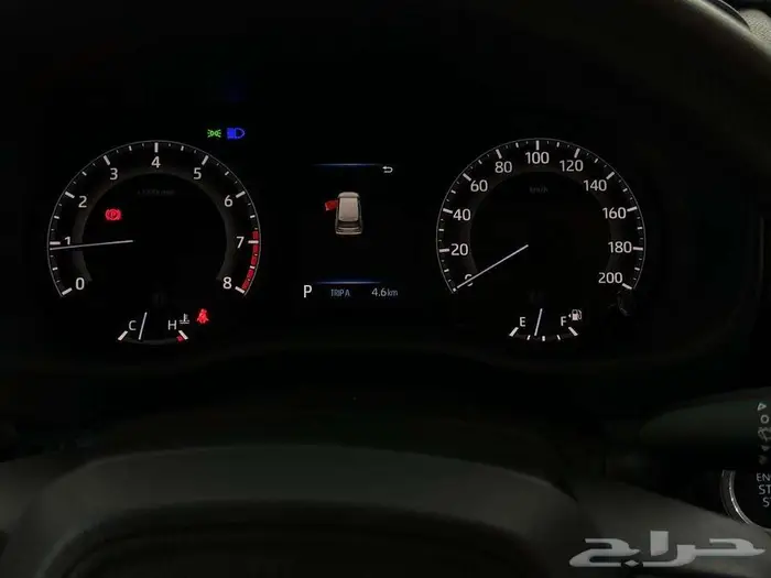 تويوتا انوفا GL بنزين 2026 9