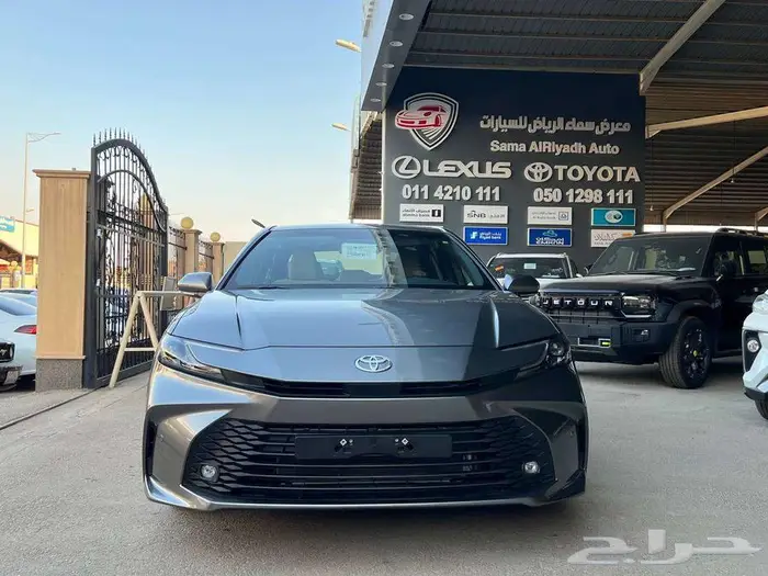 تويوتا كامري E ستاندر جنوط موديل 2025 0