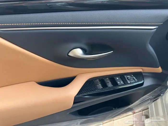 لكزس اي اس 250 AA استاندر 2025 سعودي 11