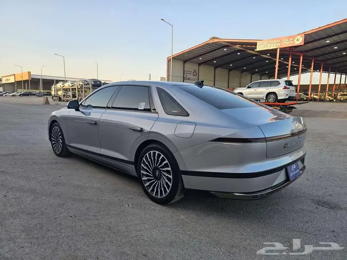 هونداي ازيرا 2024 كاليجرافي 5