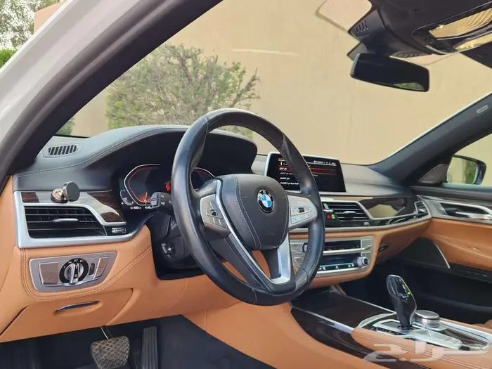 بي ام 2020 730 شبه جديد 17