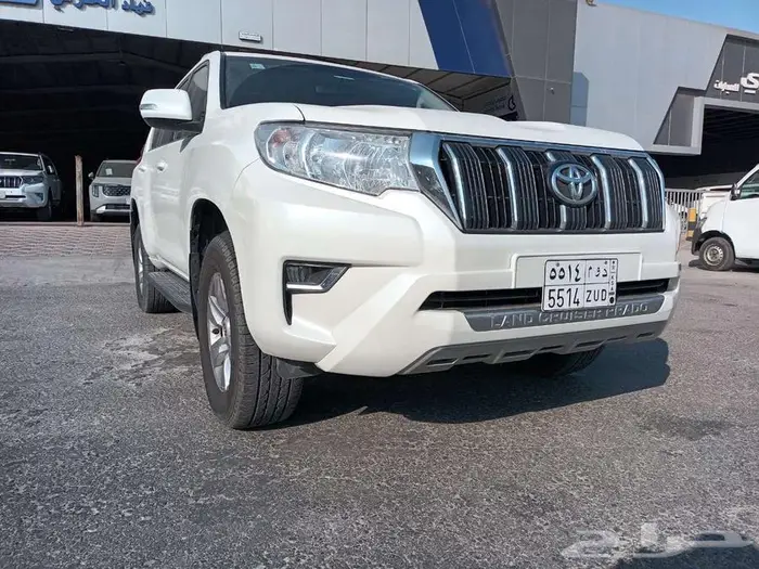 تويوتا برادو ديزل TXL موديل 2022 4