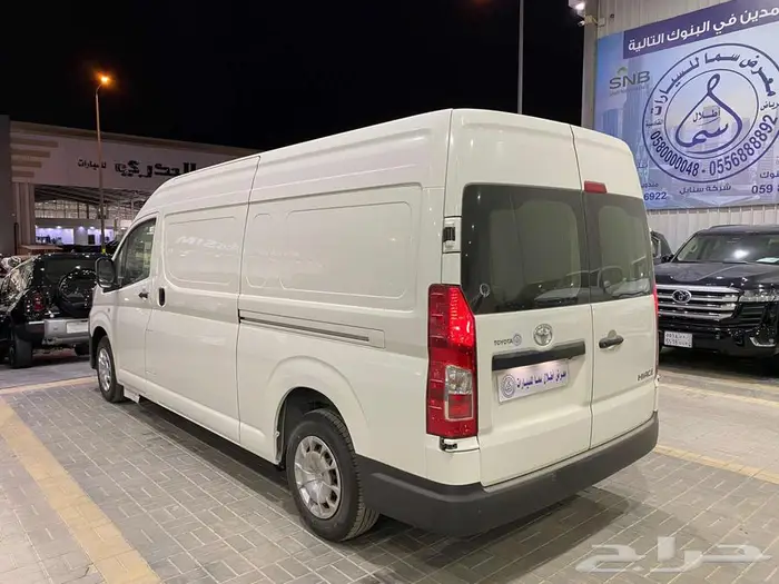 تويوتا هايس بضاعة سقف عالي 2025 ديزل ابيض اوتوماتيك 22
