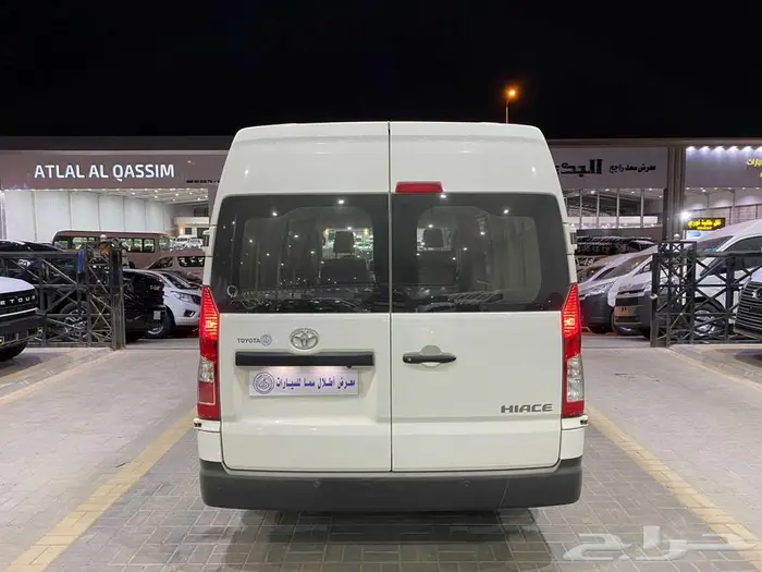 تويوتا هايس بضاعة سقف عالي 2025 ديزل ابيض اوتوماتيك 31