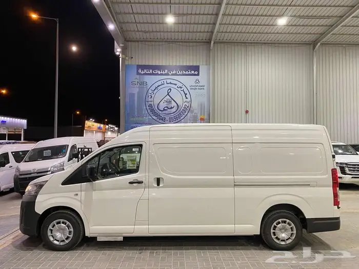 تويوتا هايس بضاعة سقف عالي 2025 ديزل ابيض اوتوماتيك 29