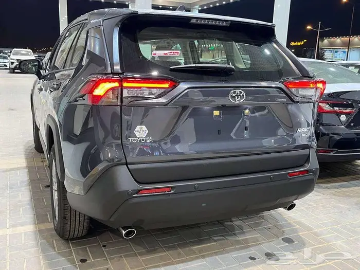 تويوتا راف فور LE ستاندر دبل 4X4 موديل 2025 سعودي 5