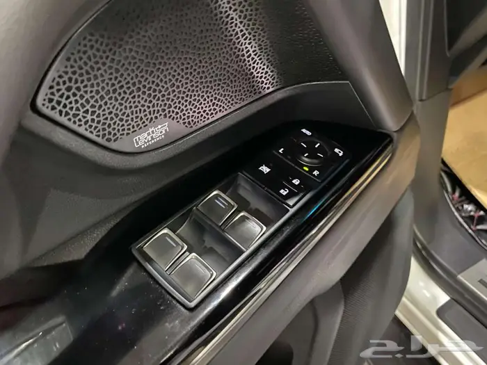 لكزس ال اكس 600 BB 2024 ابيض خليجي ماشيه 26000 كم 15