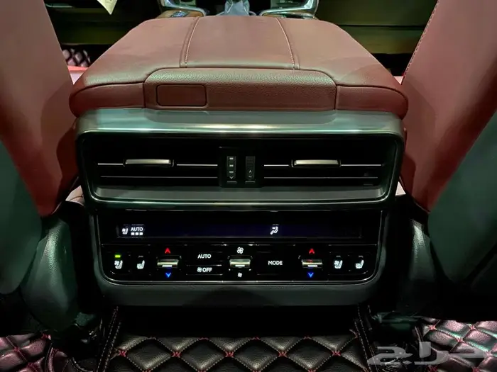 لكزس ال اكس 600 BB 2024 ابيض خليجي ماشيه 26000 كم 30