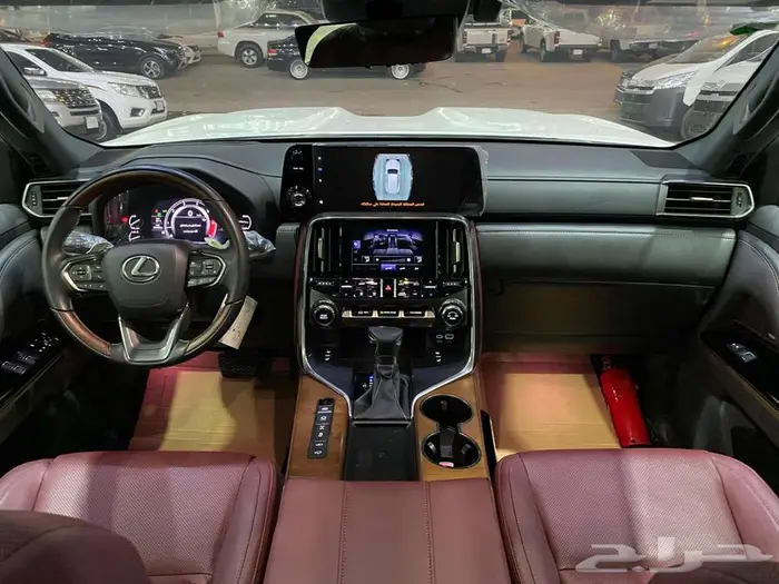 لكزس ال اكس 600 BB 2024 ابيض خليجي ماشيه 26000 كم 39