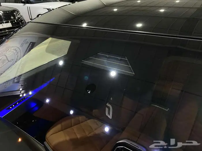 بي ام دبليو 735i موديل 2026 اسود خليجي 16