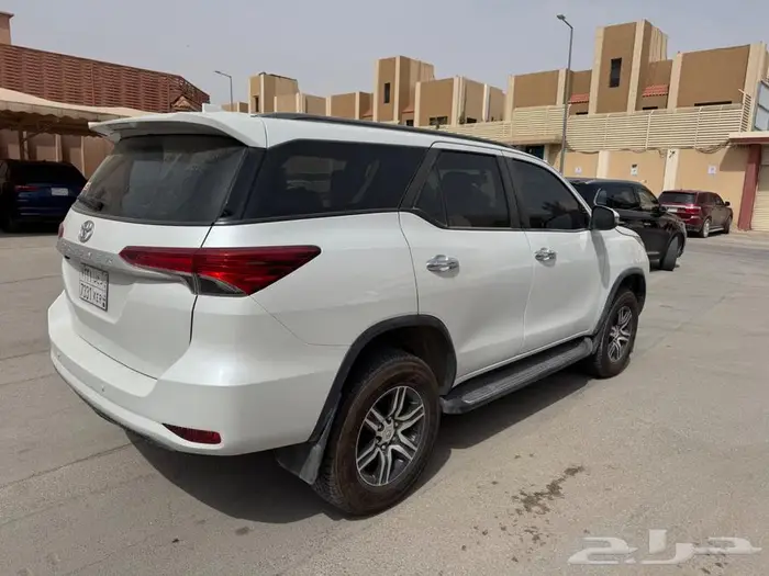 فورتشنر 4 سلندر دبل موديل 2024 ممش 17 الف فقط 5