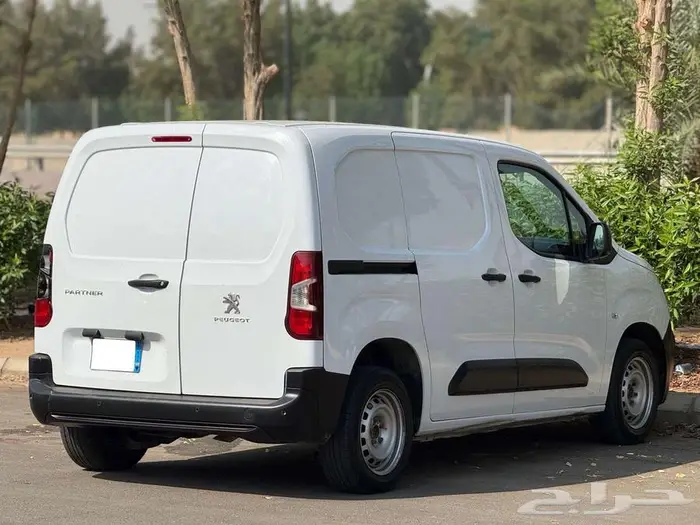 بيجو بارتنر 2023 وكاله السعر بالضريبه 37الف 5