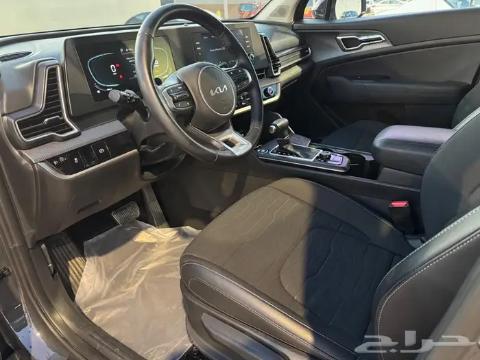 كيا سبورتاج للبيع 2024 نص فل 10