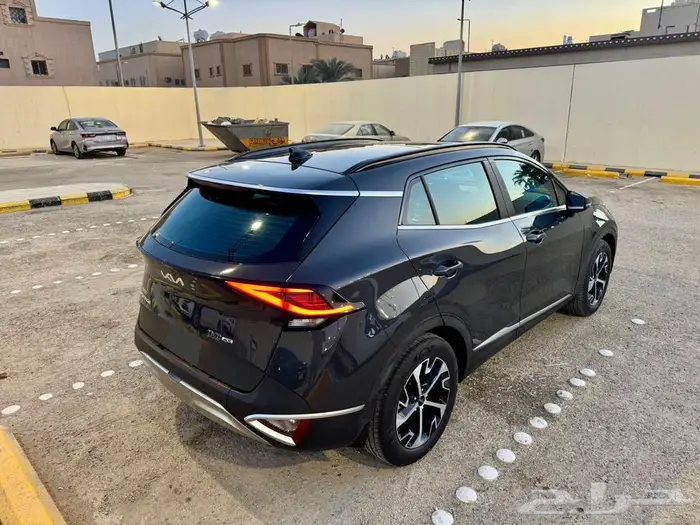 كيا سبورتاج للبيع 2024 نص فل 6