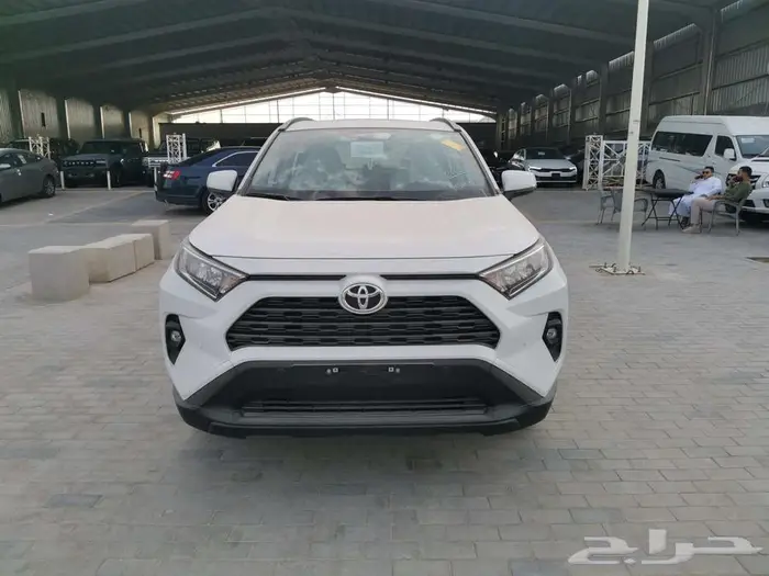 تويوتا راف فور فتحة XLE بنزين 2025 0