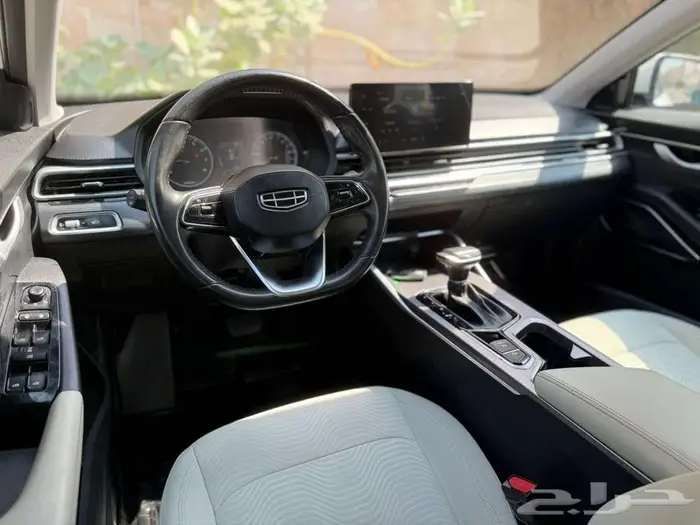 جيلي ام جراند 7 نص فل موديل 2023 عرض خاص 27000 الف كاش 9