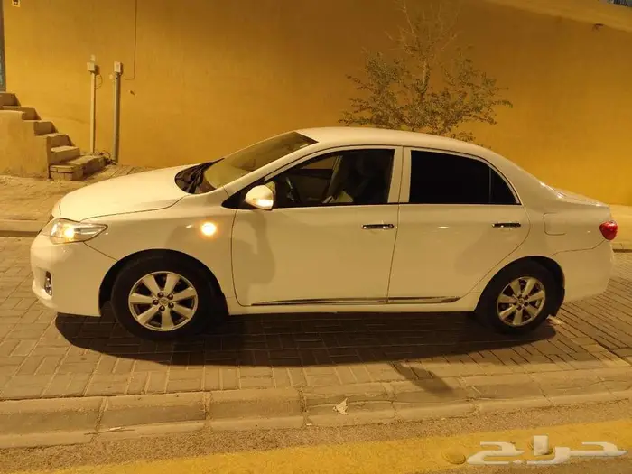 تويوتا كورولا 2010 4