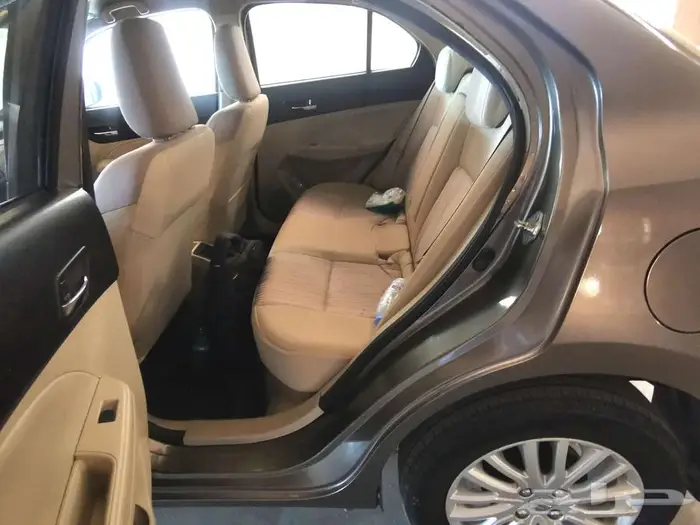 سوزوكي دزاير 2023 وكالة 3