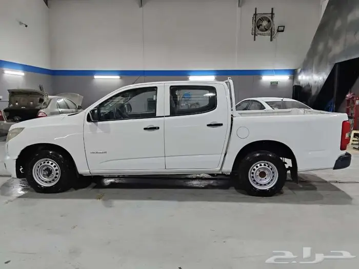 للبيع سياره شيفورليه بكب غمارتين دبل 2013 2