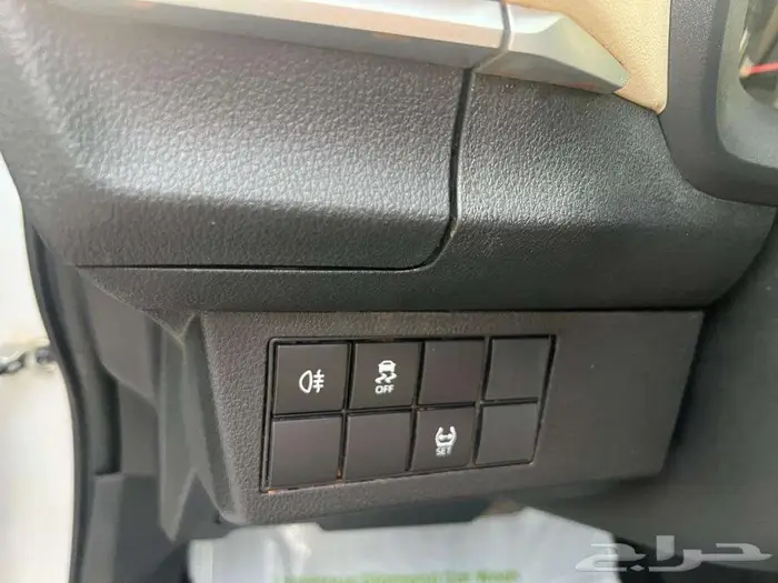 تويوتا يارس 2023 نص فل بدي وكاله 9