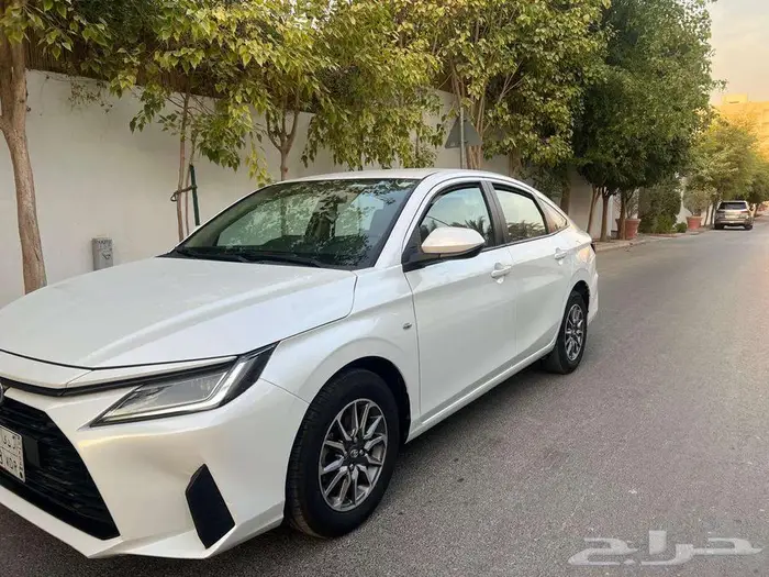 تويوتا يارس 2023 نص فل بدي وكاله 19
