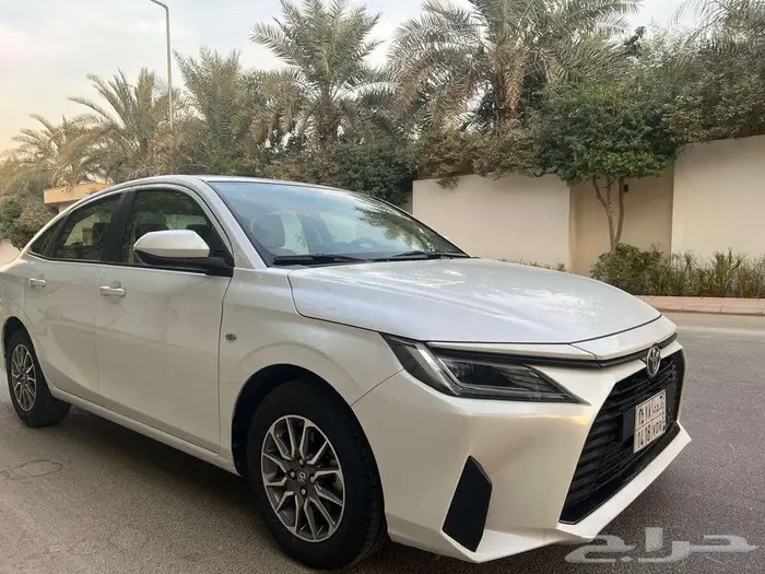 تويوتا يارس 2023 نص فل بدي وكاله 2