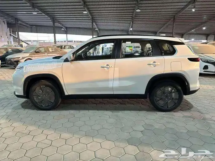 تويوتا اوربان ستاندر 2026 كاش و أقساط 3