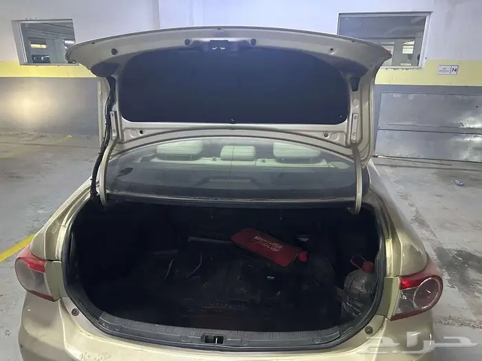 للبيع  تويوتا كورولا 2012   فئة XLI فل كامل 0