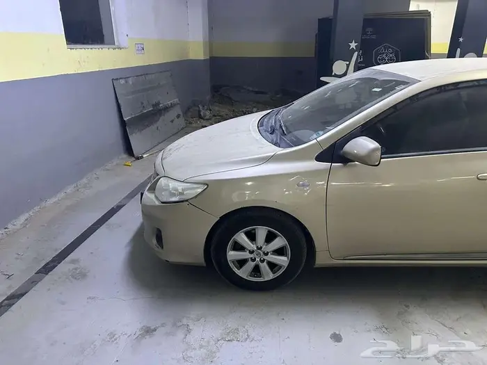 للبيع  تويوتا كورولا 2012   فئة XLI فل كامل 9