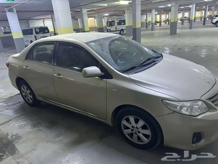 للبيع  تويوتا كورولا 2012   فئة XLI فل كامل 14