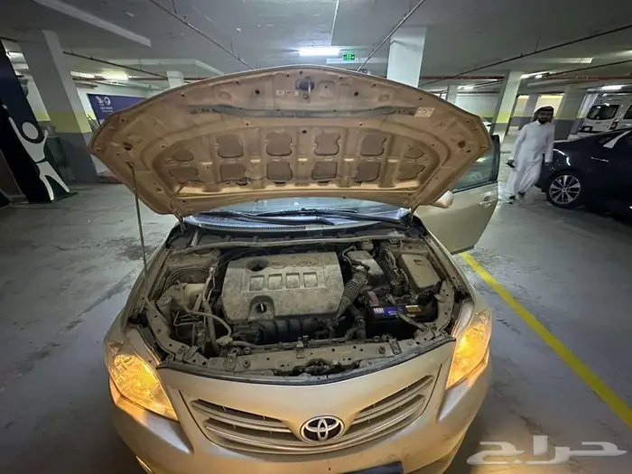 للبيع  تويوتا كورولا 2012   فئة XLI فل كامل 3