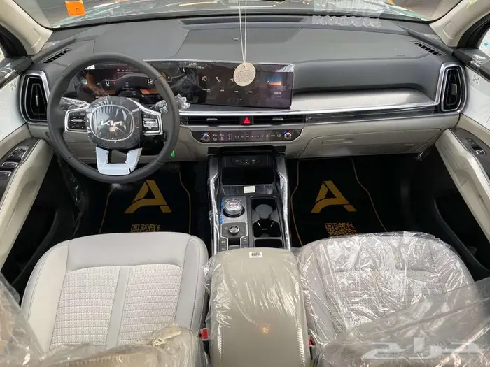 فرصة العمر لإمتلاك سيارة كيا سورنتو 2025 هايبرد عروض مميزة 11