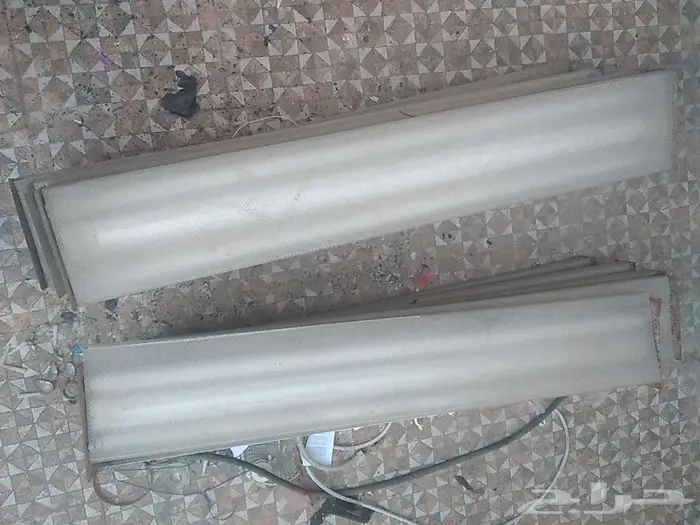 للبيع لمبات سقف واسلاك 0