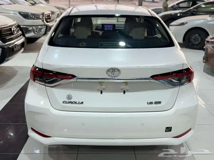 تويوتا كورولا ستاندر 1.6 بريمي 2025 5