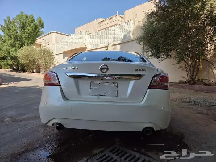 للبيع التيما نص فل v6 اللون ابيض 2013 5