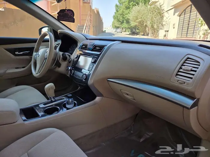 للبيع التيما نص فل v6 اللون ابيض 2013 16