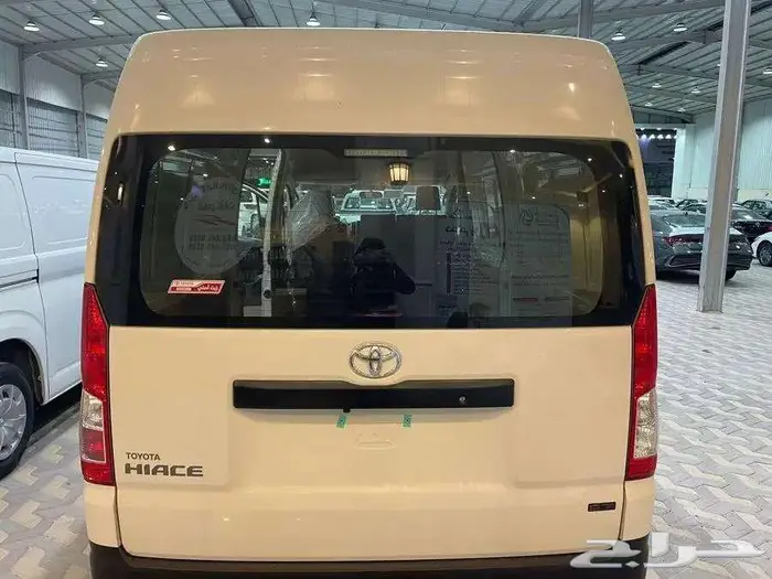 تويوتا باص هايس 13 راكب قير عادي ديزل 2025 سقف عالي 3