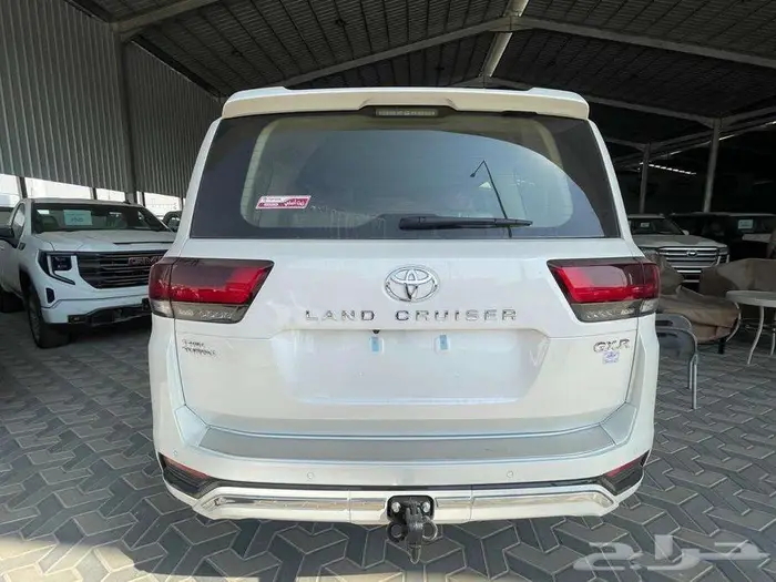 تويوتا لاندكروزر جي اكس ار L4 سعودي 2026 8