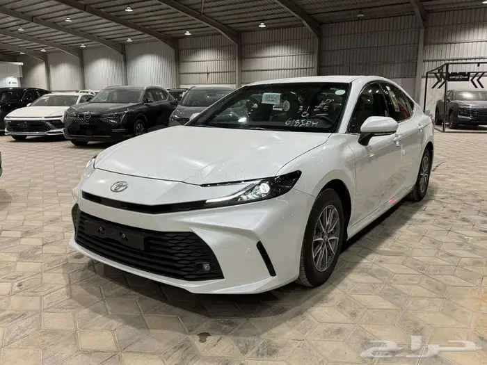 تويوتا كامري ستاندر 2025 E كاش - اقساط 0