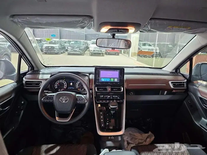 تويوتا انوفا GL 2.0 بنزين 2026 - سعودي 6