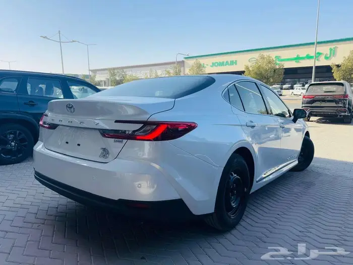 ع خاص كامري E 2025بطاقه جمركيه بالنقد والتقسيط... 7